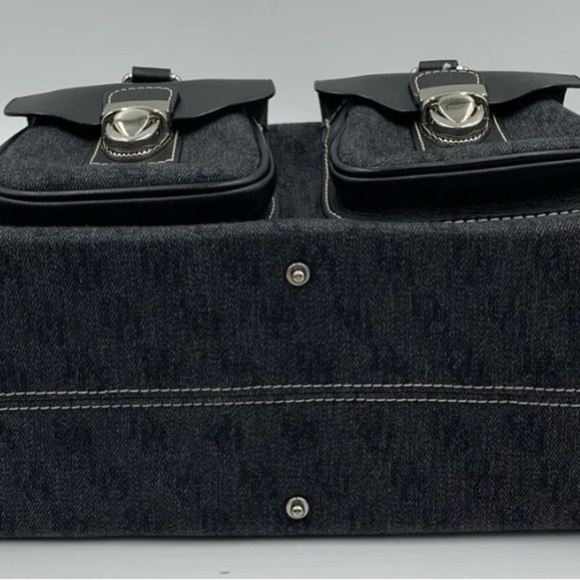 Dooney & Bourke Black Shoulder Bag - Picture 5 of 8